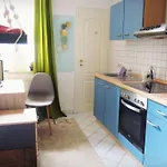 Stuckverzierte, Zentrumsnahe Wohnung Im Sueden